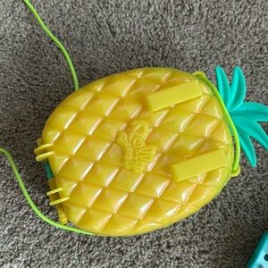Polly pocket pineapple